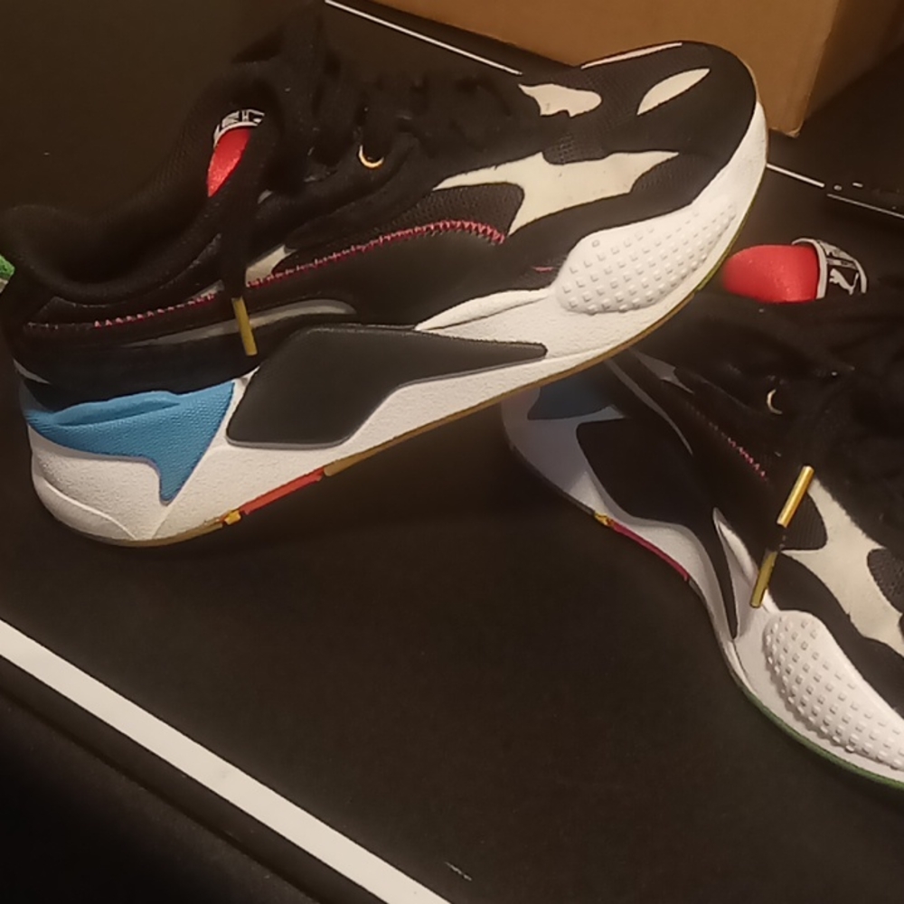 Puma - Picture 6 of 6